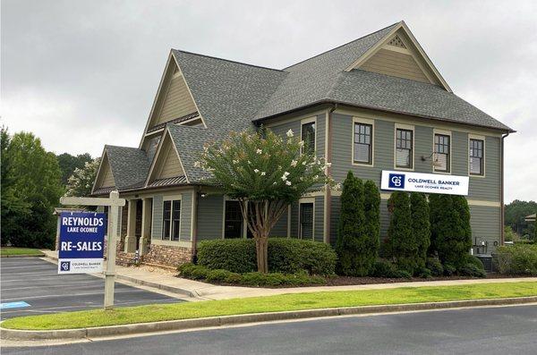 Coldwell Banker Lake Oconee Realty, your gateway to exceptional real estate services in Greensboro, GA. Visit us at 2800 Reynolds Walk Trail