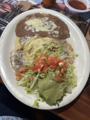 Enchilada and aguacate salad