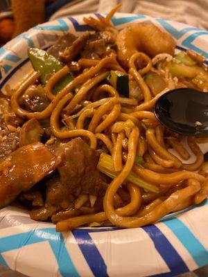 Ordered take out and wow! We got the spicy egg plant, vegetable chow mein, beef with double mushroom, and salt&pepper shrimp.