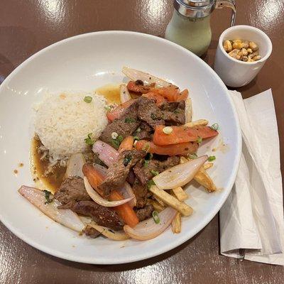 Lomo Saltado