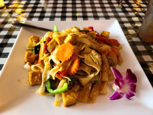 Tofu drunken noodles