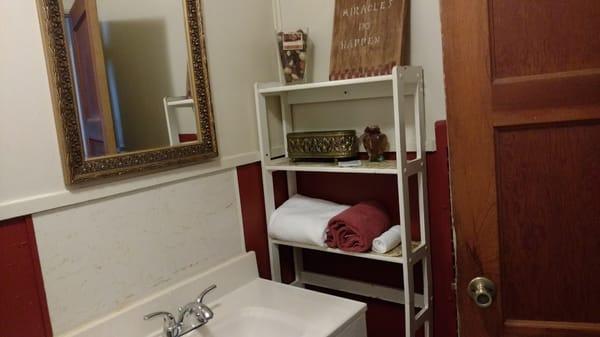 Bathroom, Cabin 3