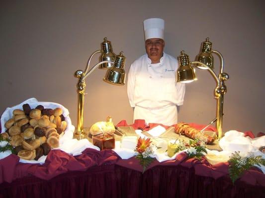 Roast Tenderloin of Beef, wrapped with Bacon and Roast Turkey Breast carved by Chef Francisco...