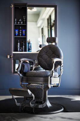 Luxury men's Barbershop