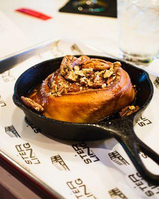 Brunch Sticky Bun [toffee sauce, pecans]