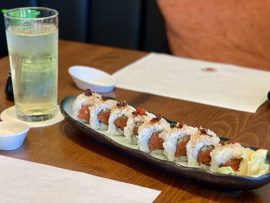 Lunch: Spicy tuna roll