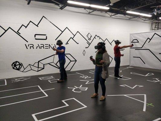 Free-roaming VR Arena