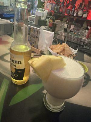 Piña colada and corona