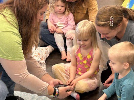 Meeting our Animal Ambassador Nina