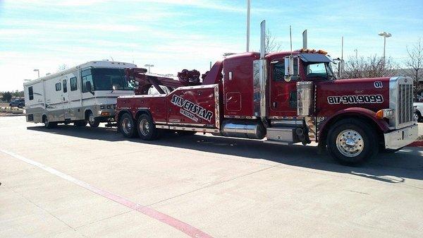 Silverstar Wrecker (817) 901-9099
7621 Jacksborough Hwy. 
Fort Worth, TX 76135
http://silverstarwrecker.com