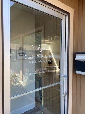 Napa Dentist Dr. Deirdre  Burke - Cosmetic Dentistry Napa.