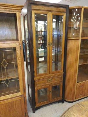 Thomasville Curio Cabinet