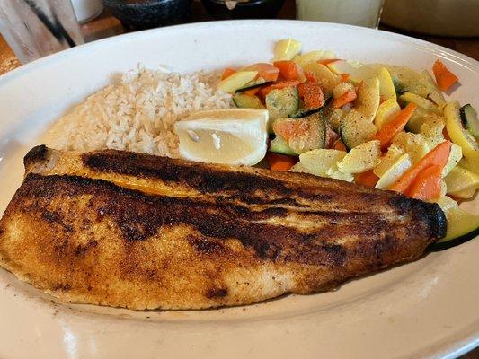 Trout with white rice and steamed veggies