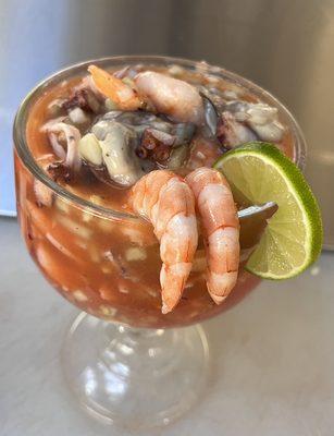 Coctel de camarón/shrimp coctel