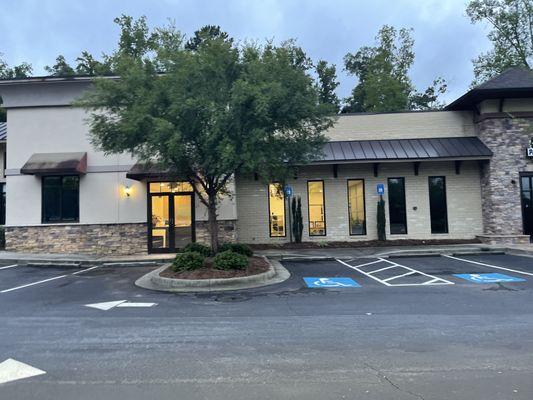 Outside view of Johns Creek Chiropractic and Wellness Center