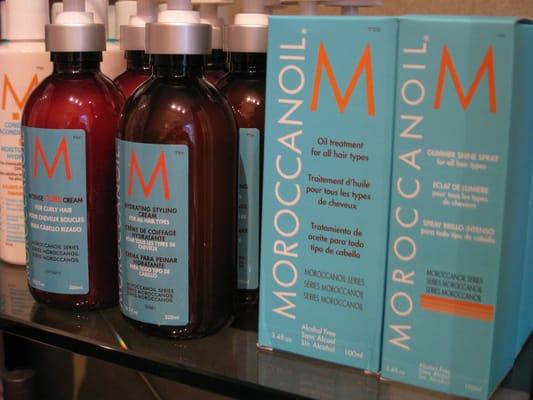 Featuring a complete range of haircare products, there is a superior Moroccan Oil treatment for your hair!