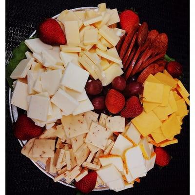 Pepperoni and cheese tray - great for parties!