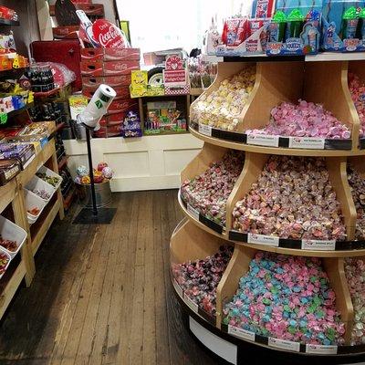 salt water taffy bins