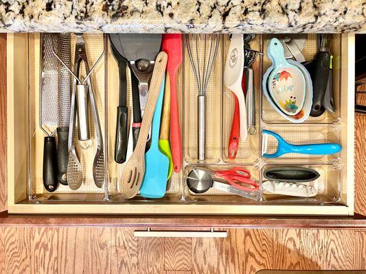 Kitchen drawer organization