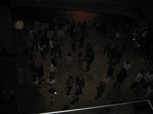 Pic of ppl in the patio (taken from top deck)