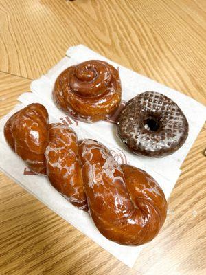 Coffee roll, chocolate cake, cinnamon twists