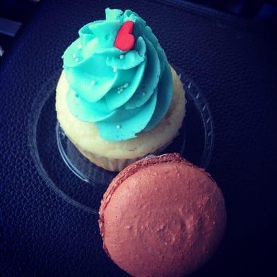 Designer cupcakes and French macarons