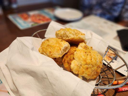 Cheddar Bay Biscuits