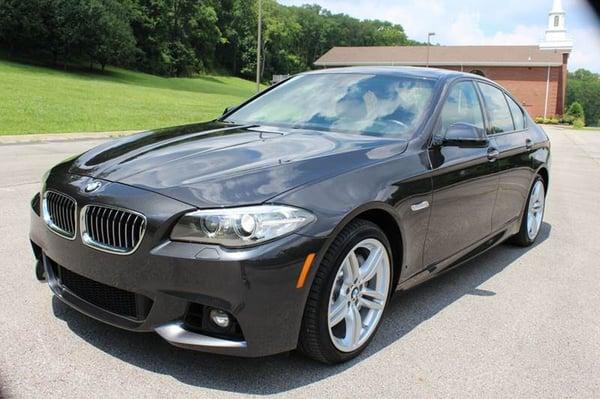 2014 BMW 5 Series 535i 4dr Sedan M-Sport Package.....