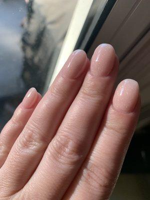 Recent manicure with dip