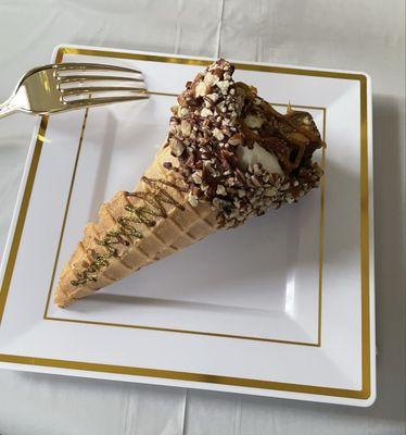 Cheesecake cone