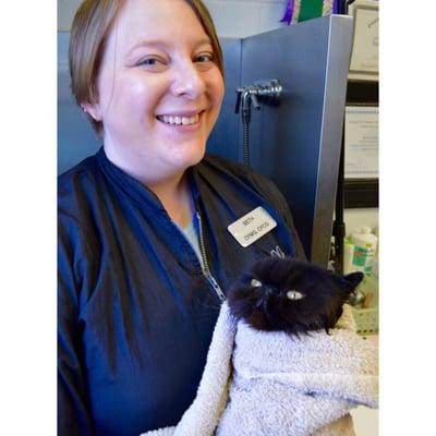 Beth (awesome cat groomer) & Charlie (cutie patootie cat).