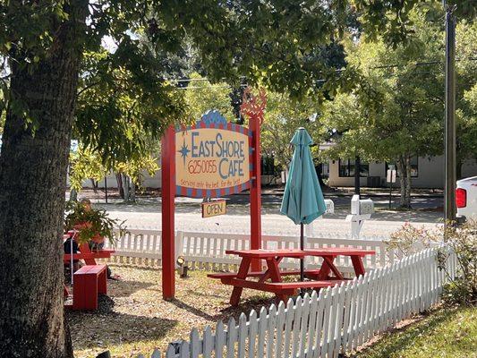 East shore cafe sign