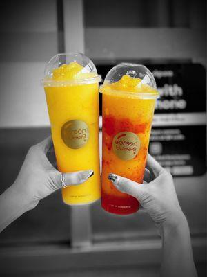 Mango Blaze (New/Smoothie) and Mango Peach Slush @whaevaeats