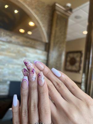 La Mode Nails and Spa