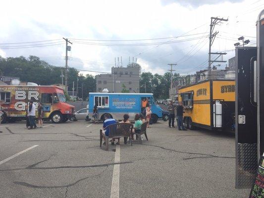 Food truck roundup.