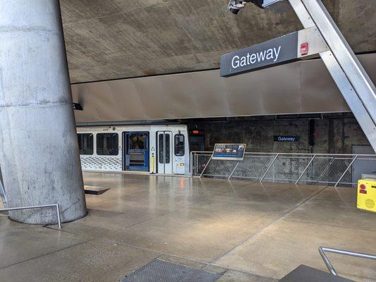 Gateway Station, Pittsburgh