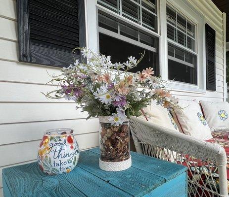 Daisy arrangement