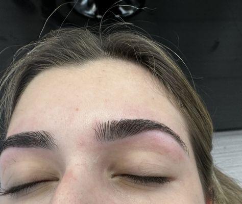 Eyebrows shaping