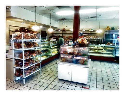 Racine Bakery @ 6216 S Archer Ave, Chicago, IL  Great Polish/Lithuanian Bakery & Fresh Deli.Meats & Sausages.Imported European Goods.Cool!