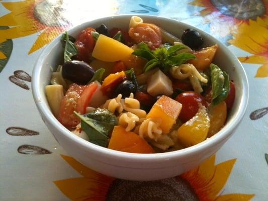 Summer Pasta with Tomatoes and Peaches