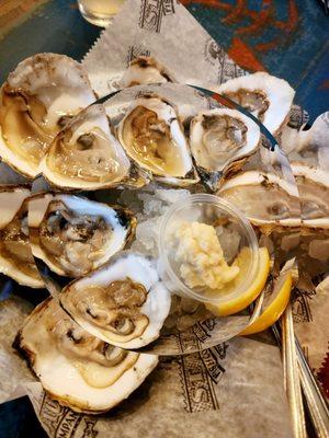 OYSTER HOUSE OYSTERS