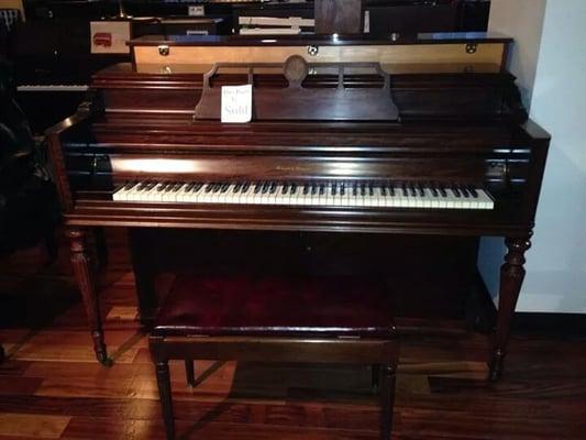 Antique mahogany 1948 Mason & Hamlin piano. Beautifully restored inside and out.