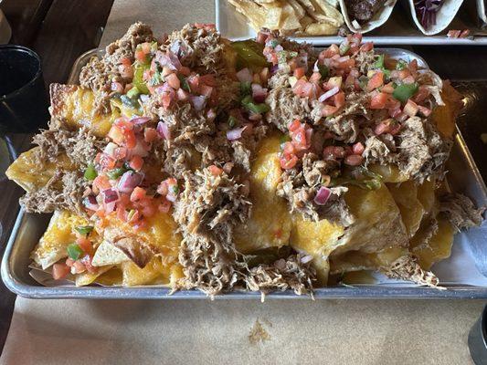 Pulled pork nachos