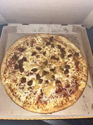 Sausage pineapple pizza