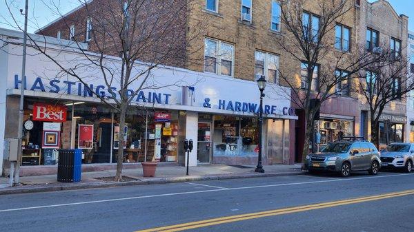 Hastings Paint & Hardware