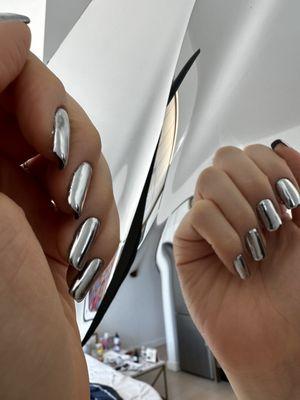 Chrome nail