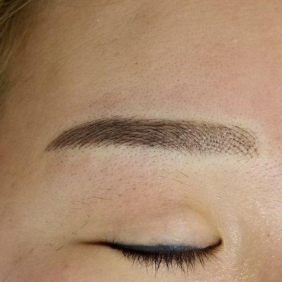 Semi-permanent makeup  Eyebrow $150(retouch $50)