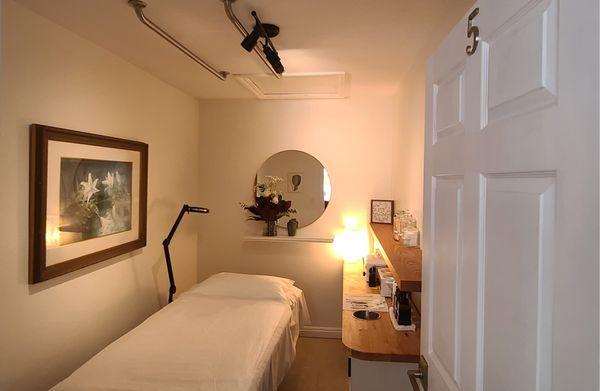 Colon Hydrotherapy & Beauty Waxing Room 5