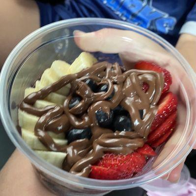 Açaí Nutella bowl