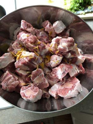 Oxtail, cut fresh in small pieces.